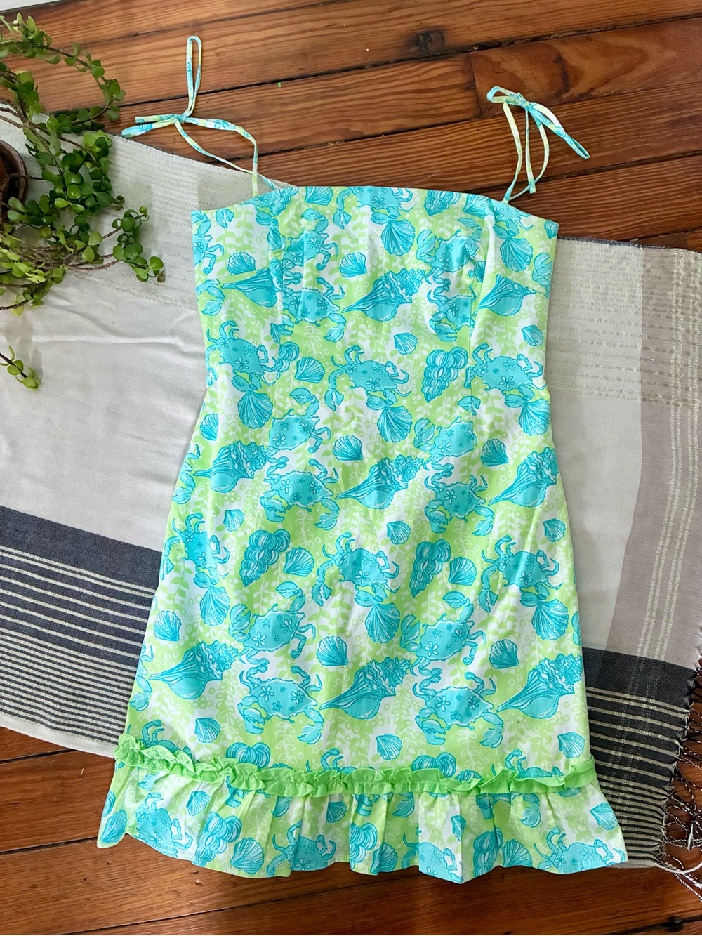 Lilly Pulitzer Chillin Crab/Seashell Print Mini Dress